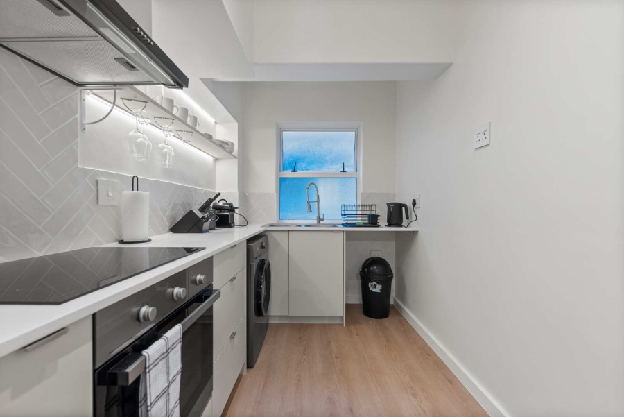 2 Bedroom Property for Sale in Sea Point Western Cape